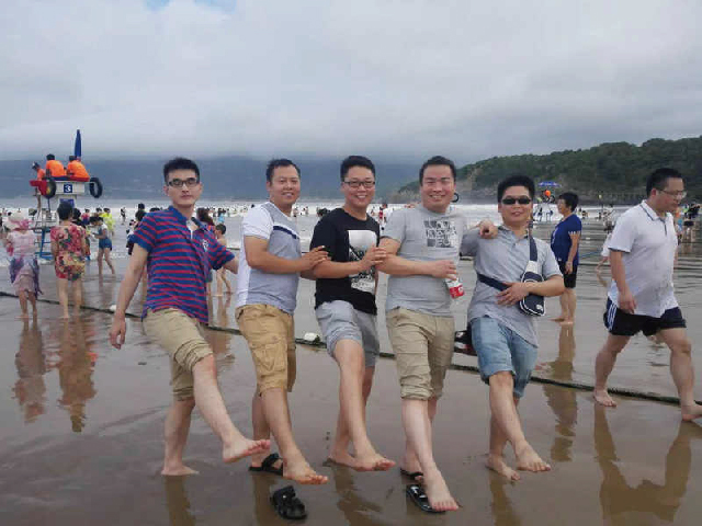 易樂組織員工出游，感受自然凝聚團(tuán)隊(duì)